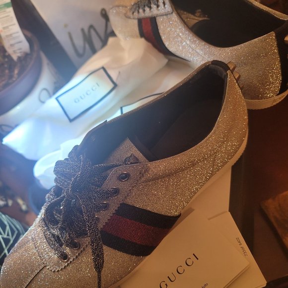 Authentic Men\'s Gucci shoes main image 9